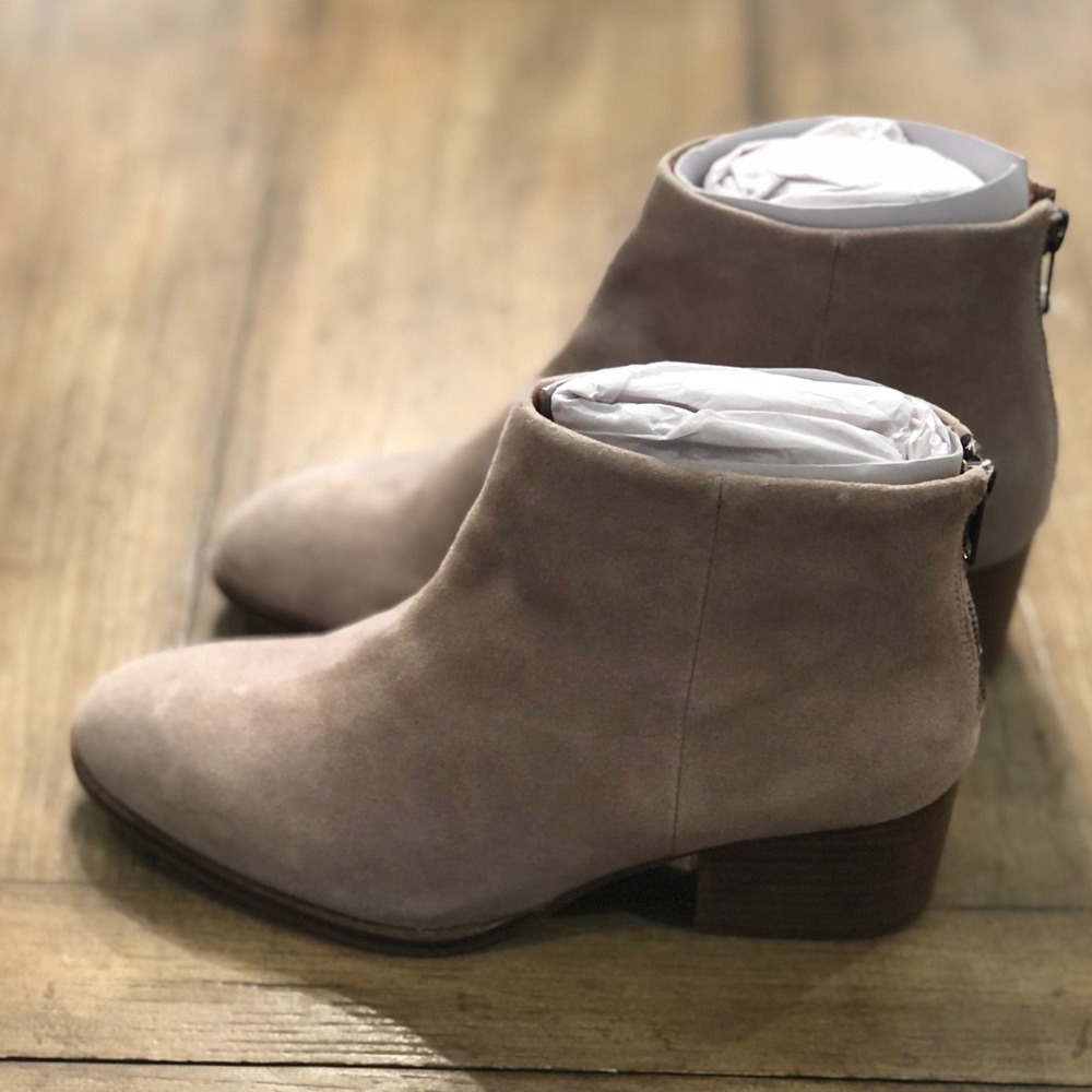 Ankle Booties by Seychelles, size 6